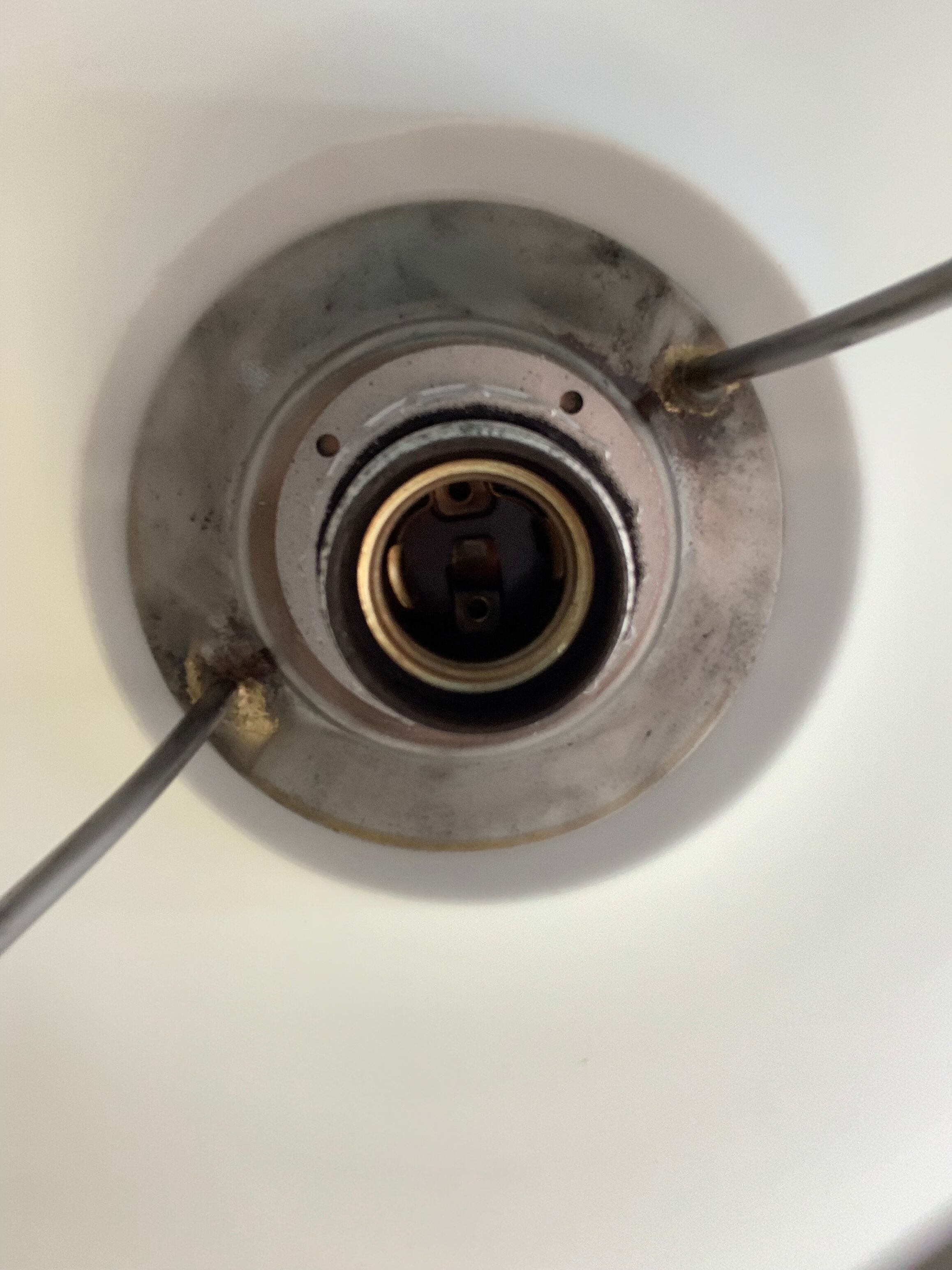 Suspension rises and falls 60s