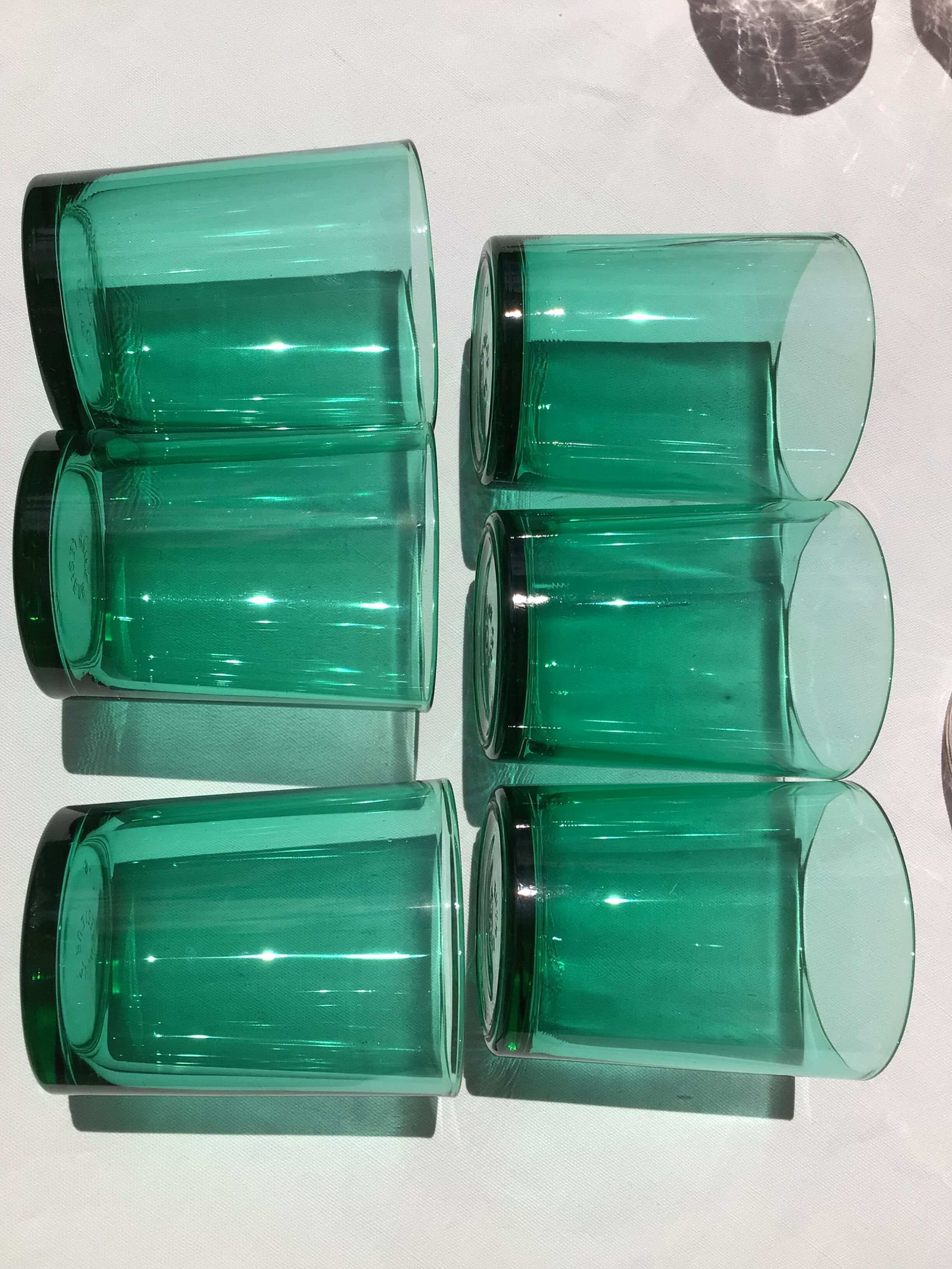 6 Verres à eau droits en verre vert hauteur 8cm