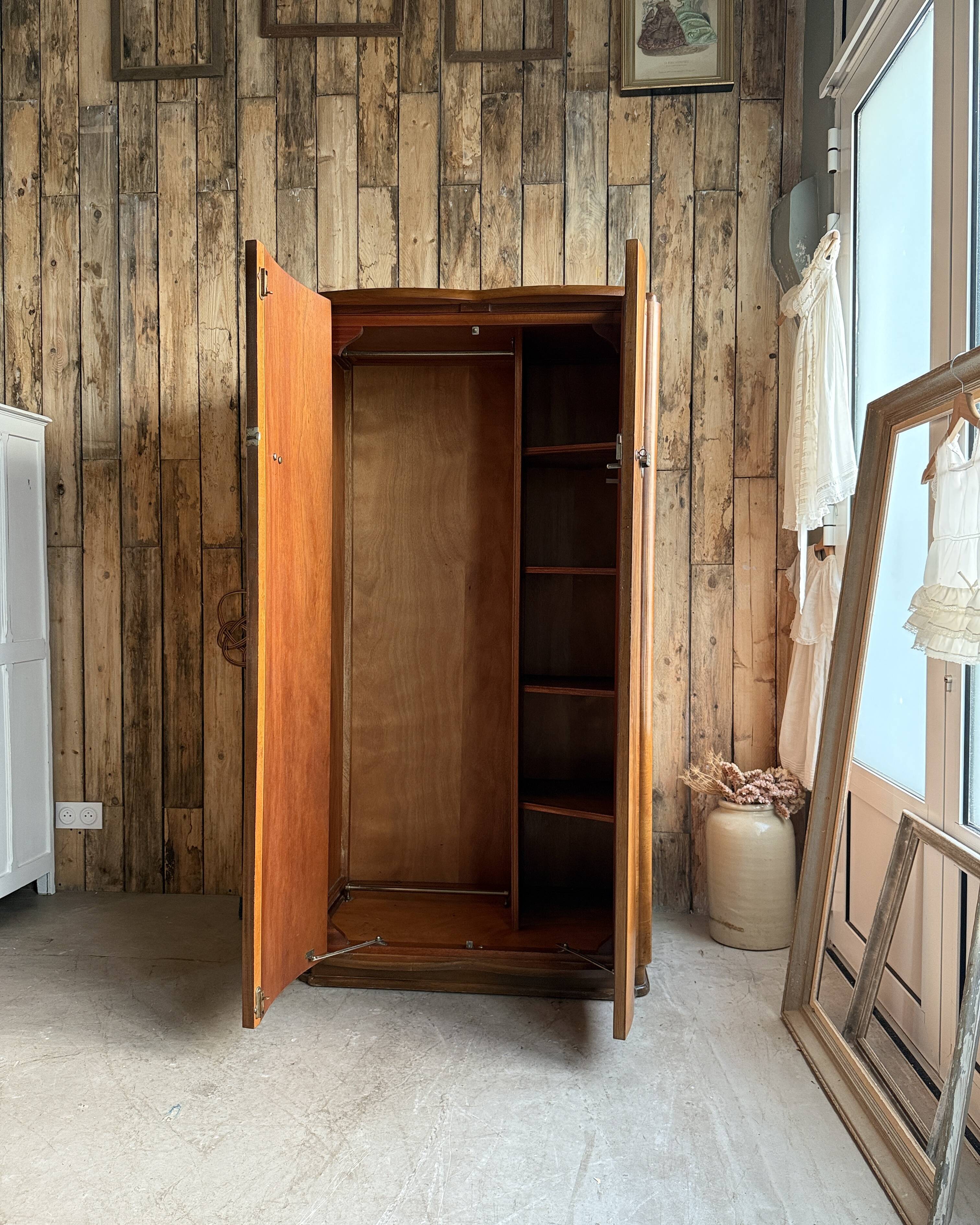 Vestiaire Art Déco  anglais