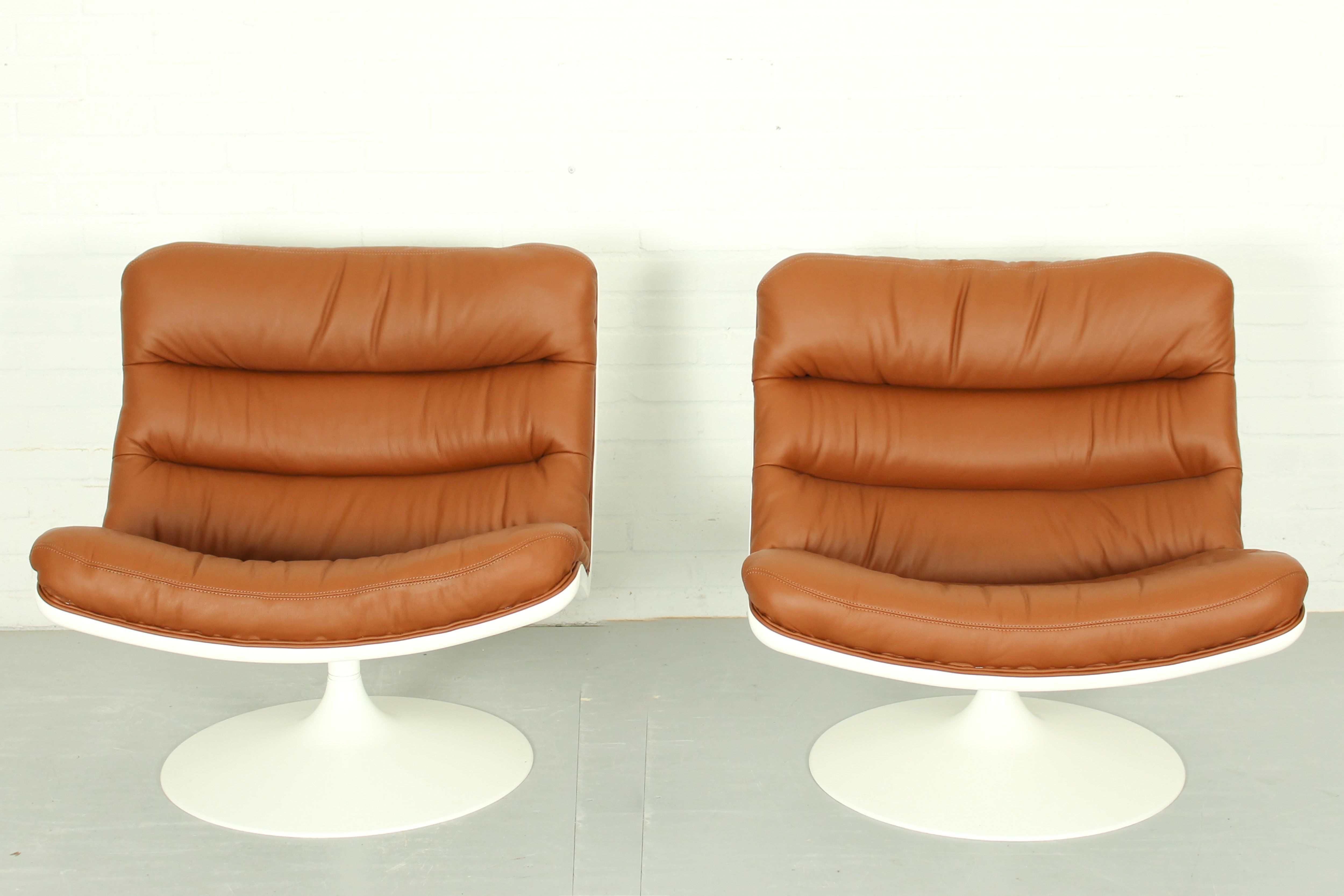 Armchair model f976 by Harcourt for Artifort 1970s