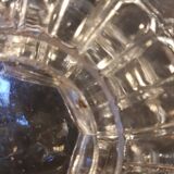 Presentation dish on glass foot