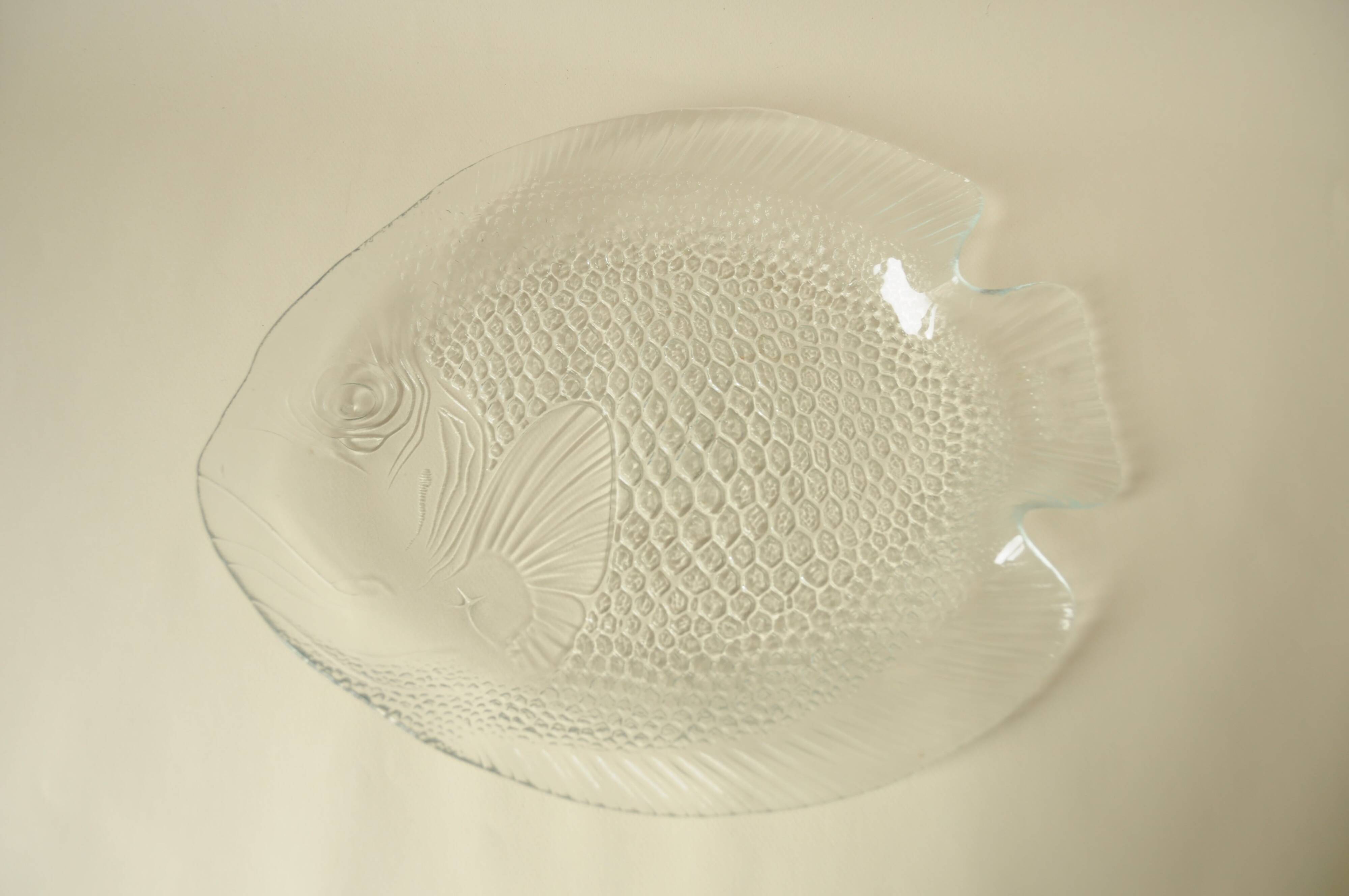 Vintage clear glass fish dish - retro tableware
