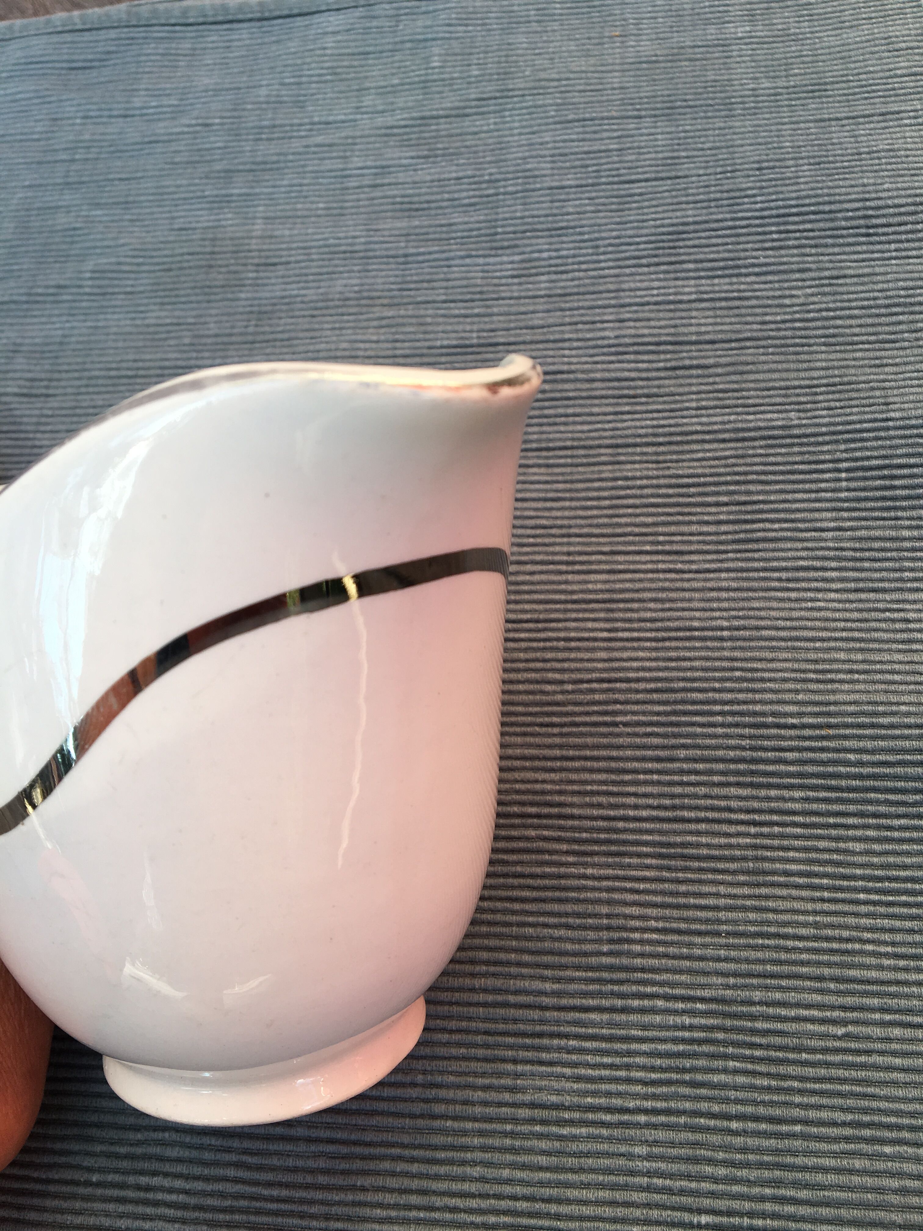 Badonviller earthenware saucer 1930