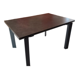 Calligaris ceramic runway table