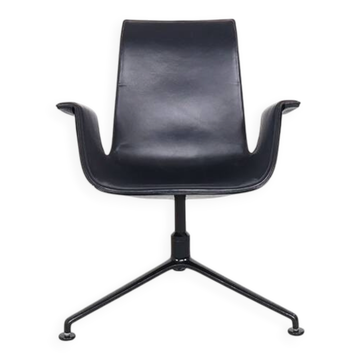 Walter Knoll "The Bucket chair" swivel chair black