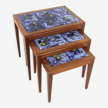 Set of 3 nesting tables in rosewood and ceramics, Sweden, 1960