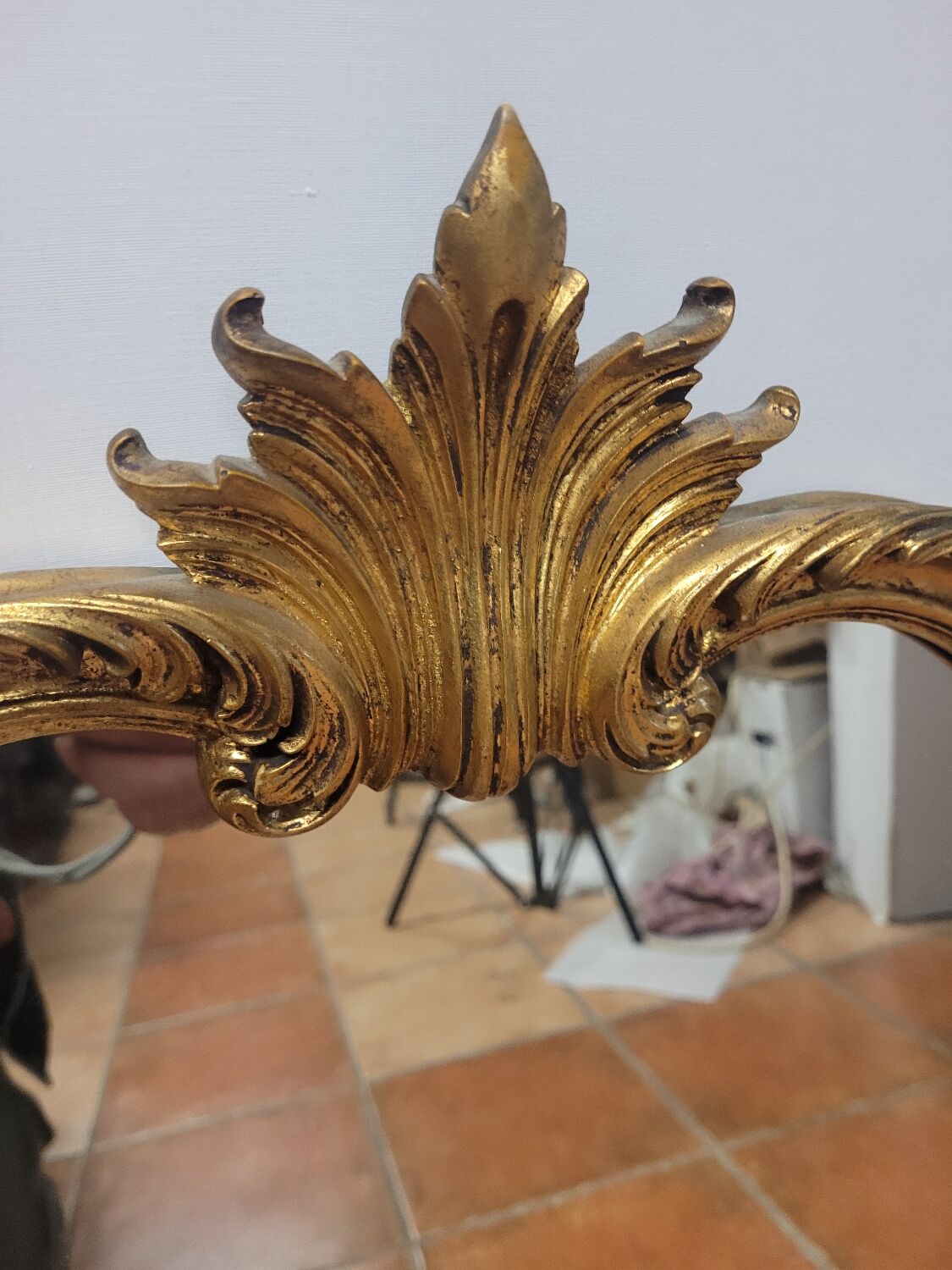 Louis XV style mirror in gilded wood, 80×69 cm