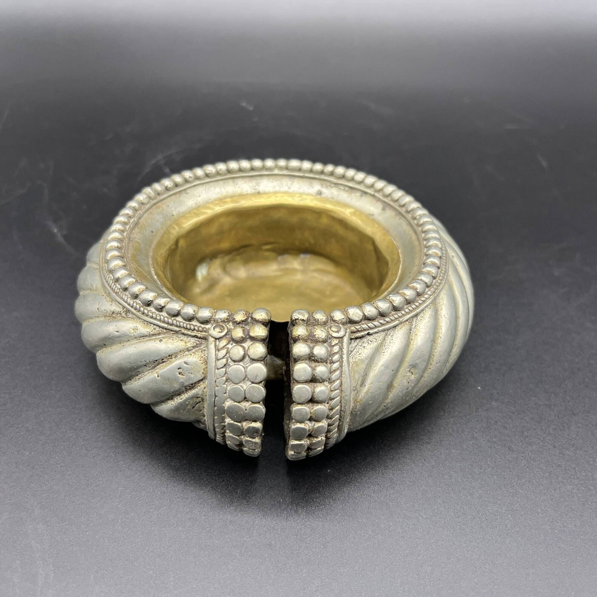 Bracelet Ancien Afrique Du Nord - Bijou Ethnique En Métal Ouvragé