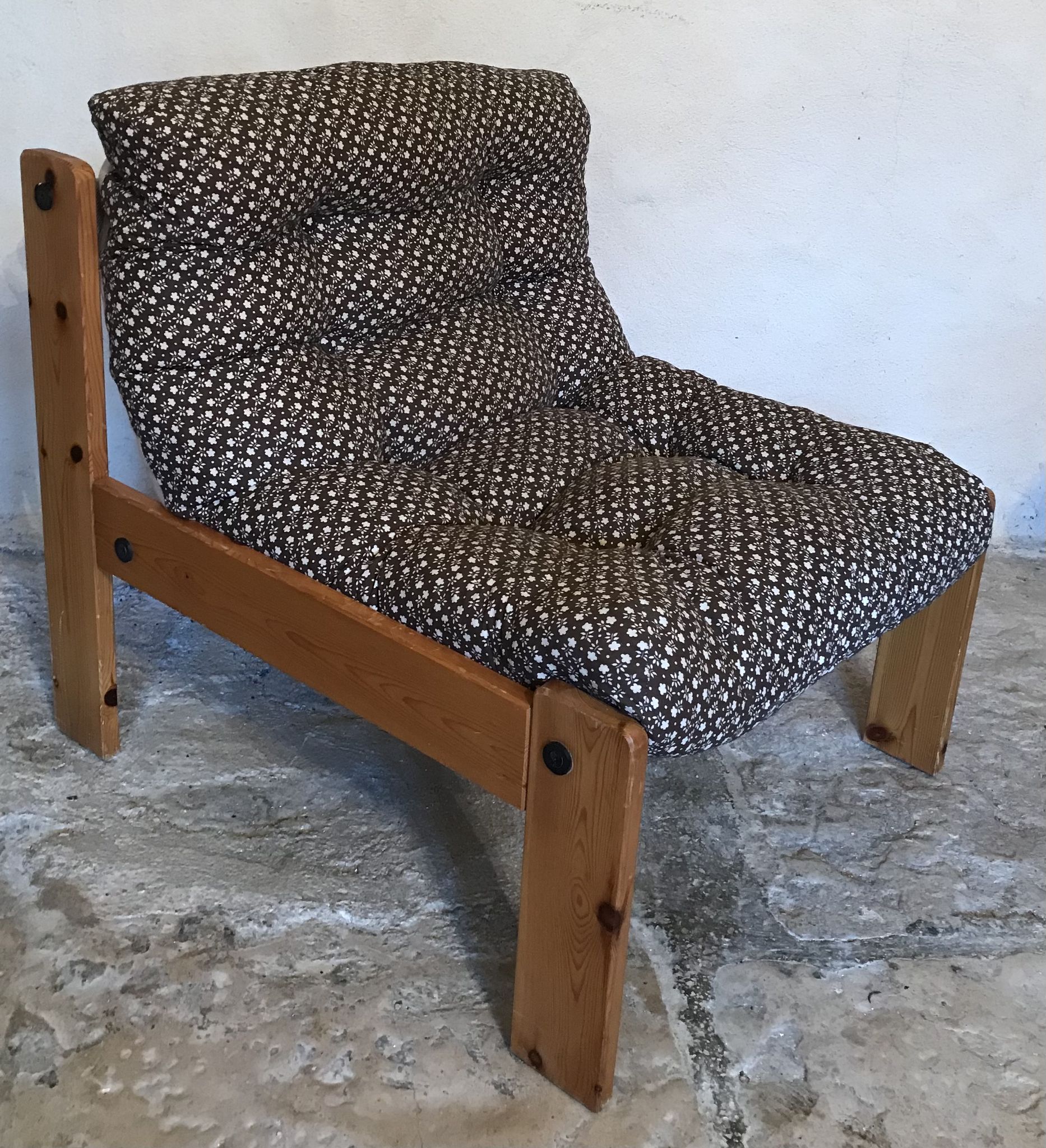 Vintage armchair in pine 1980's