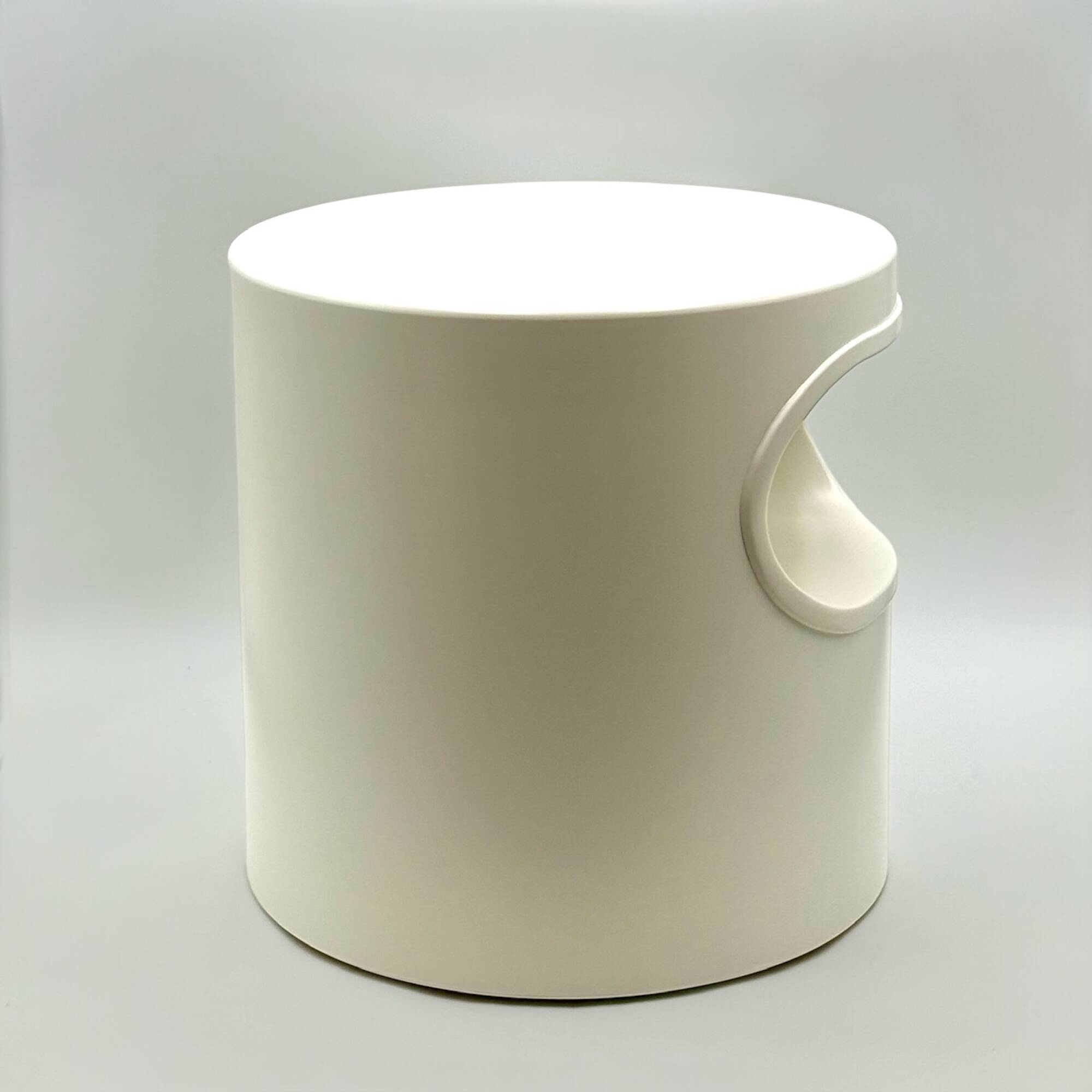 White Artemide Giano Vano Side Table, Italy 1970s – Space Age Design