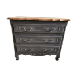 Antique chest of drawers