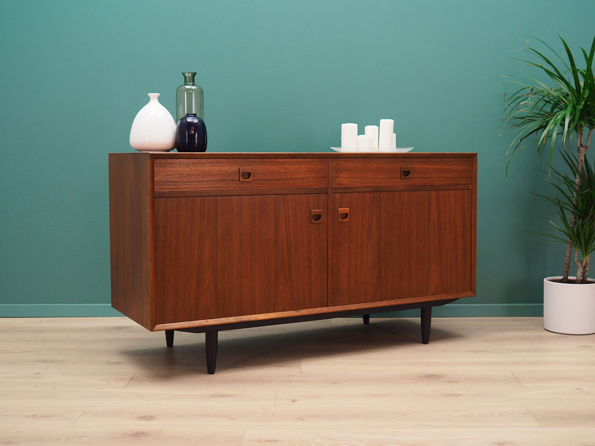 Brouer Mobelfabrik sideboard