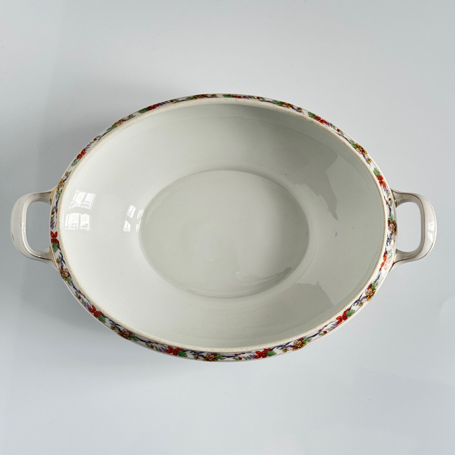 Bernardaud porcelain service, Bussac model – Kakiemon style decoration
