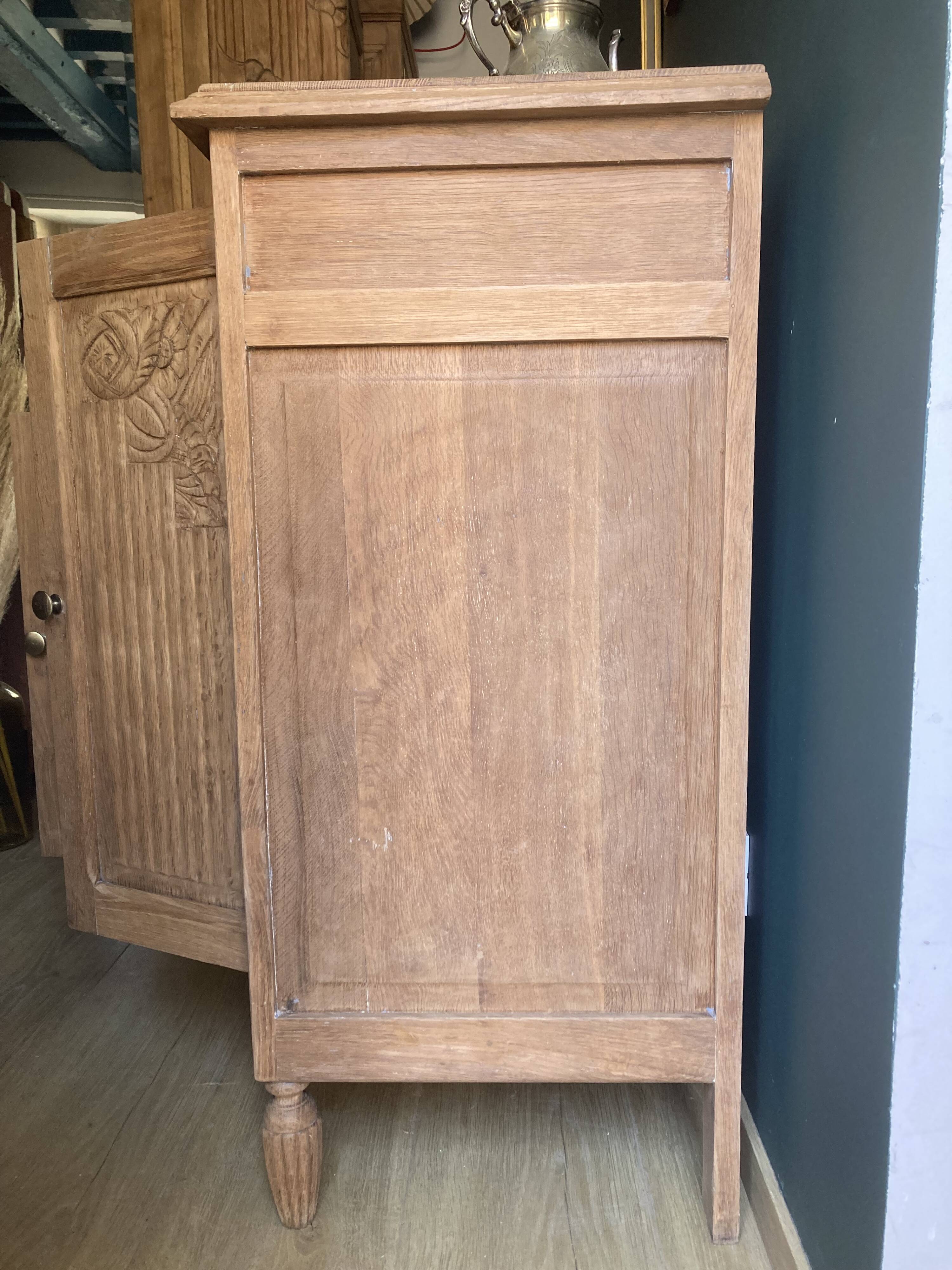 Three-door buffet