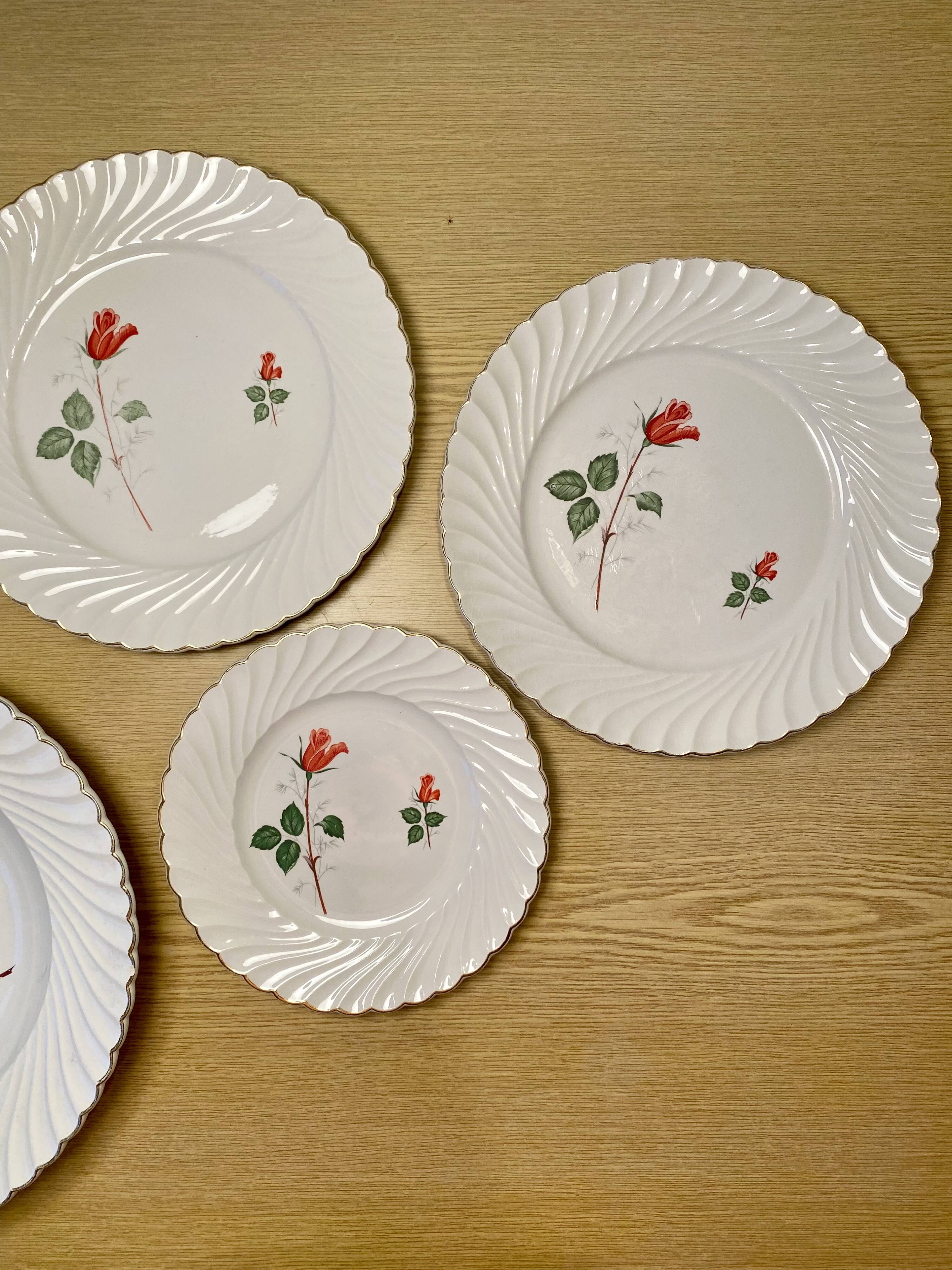 Luneville with Roses serving dishes set
