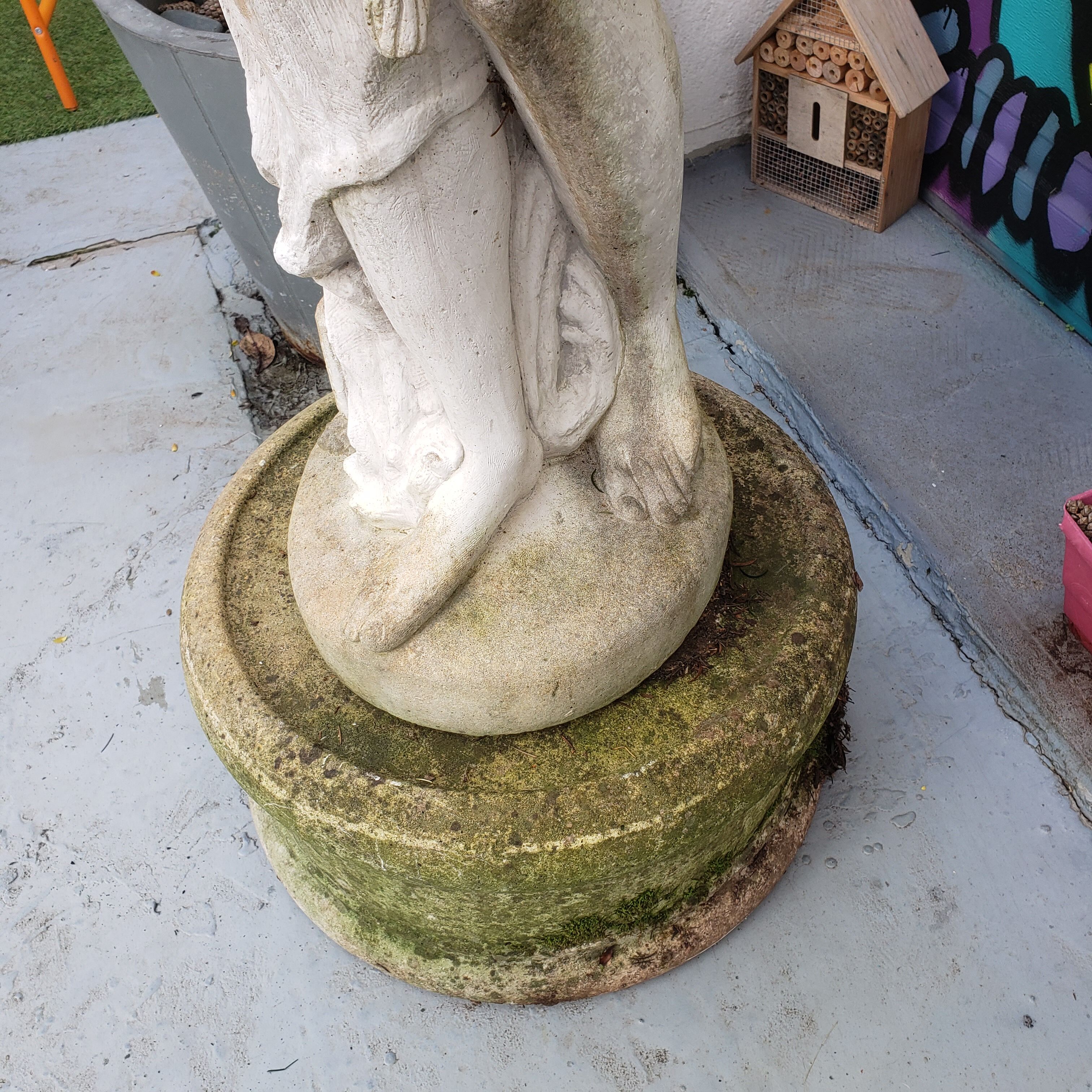 Stone statue representing Venus