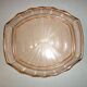 Plat de service en verre rose transparent