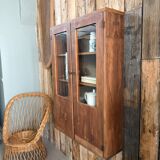 Small walnut display case (renovated)