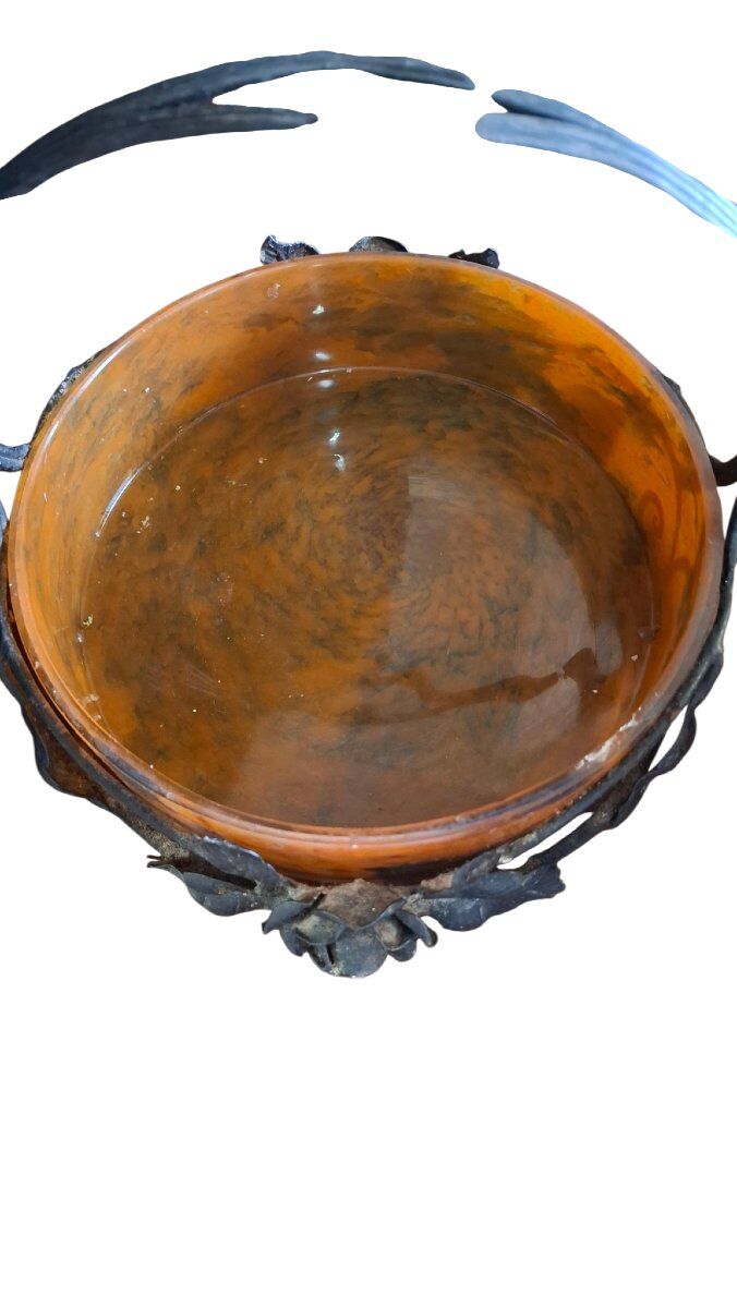 Glass paste bowl