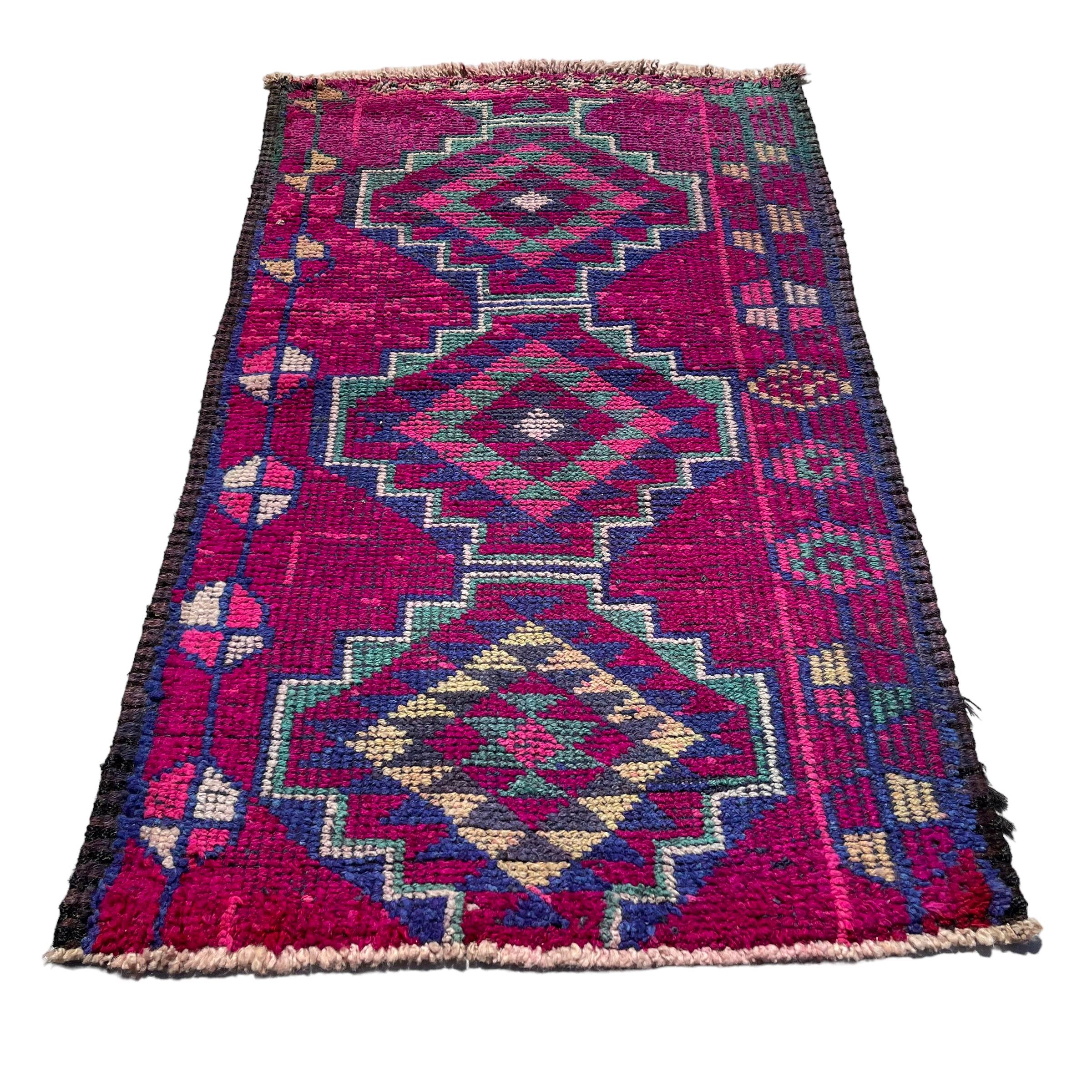 Traditional Vintage Kurdish Herki Rug , 140 X 85 Cm
