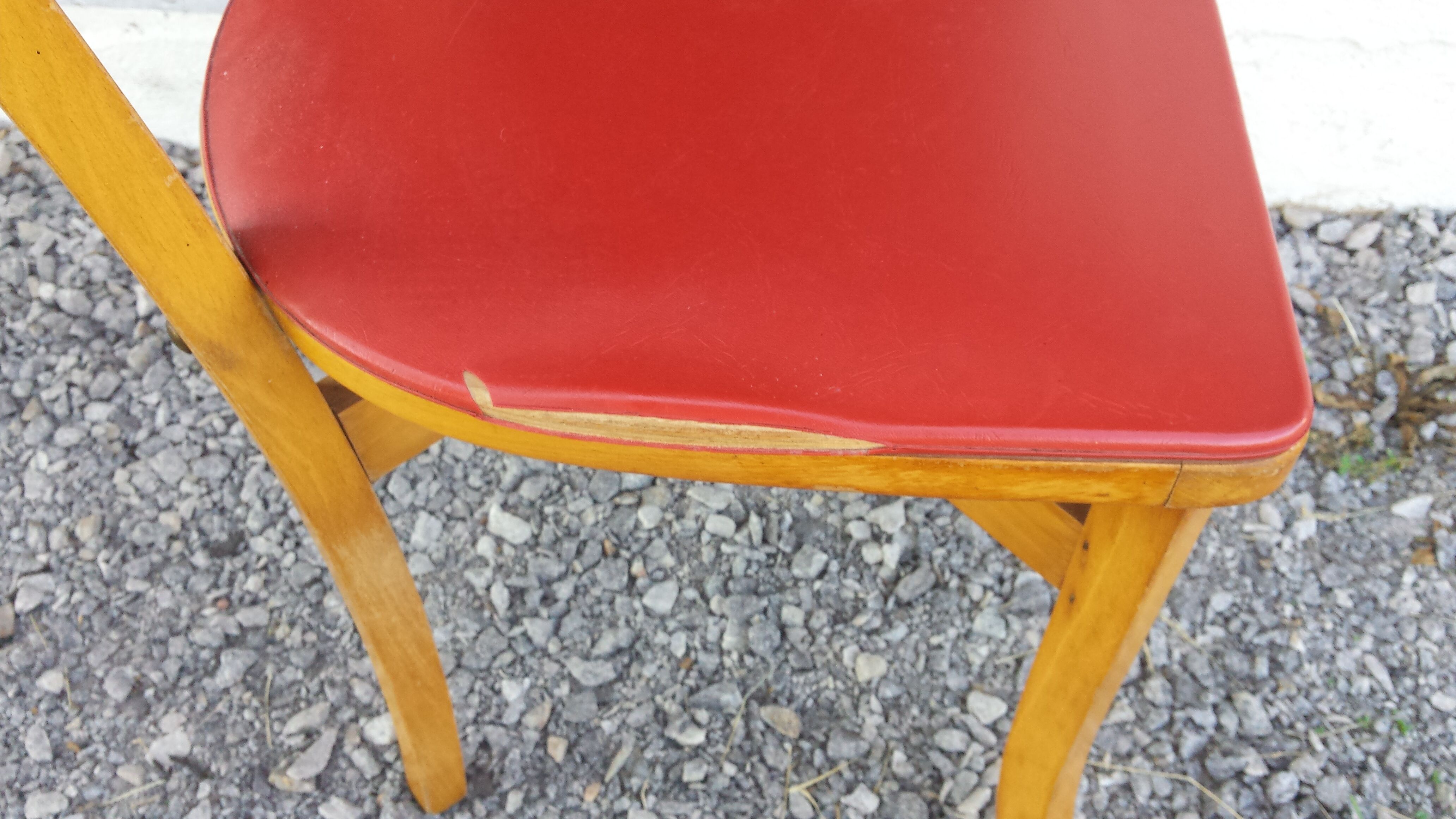 Lot of 4 vintage red chairs