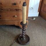 Pied de lampe en bois