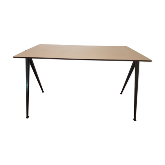 Table Wim Rietveld - Ahrend Cirkel