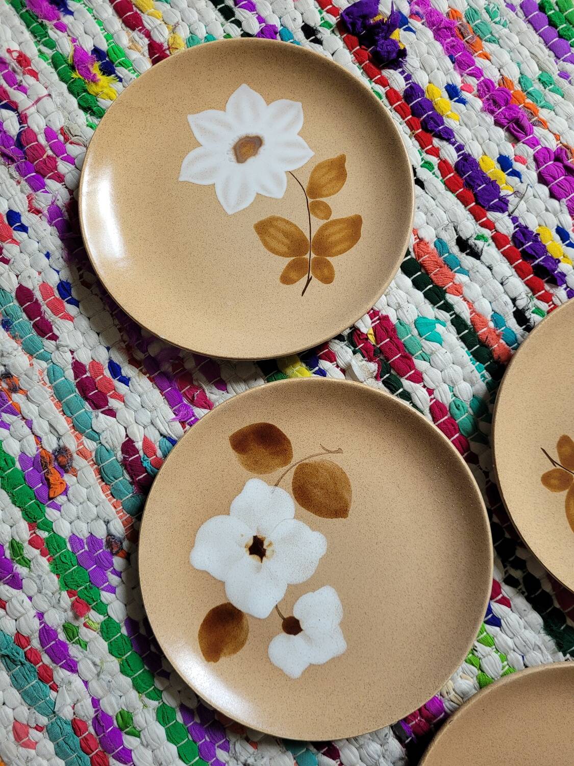 Lot de 10 assiettes à dessert en grès MDL