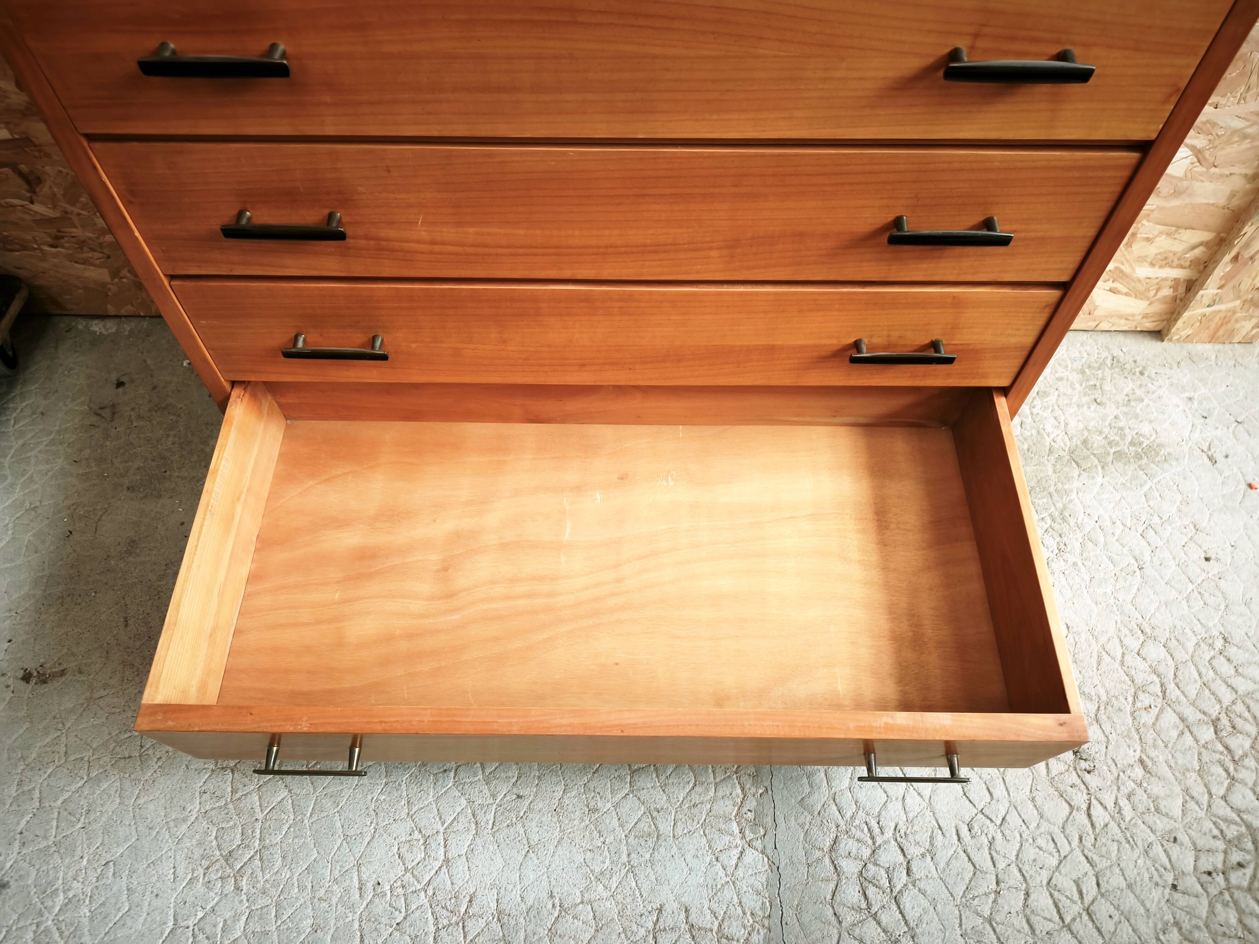 Meuble de rangement scandinave style Pierre Gariche