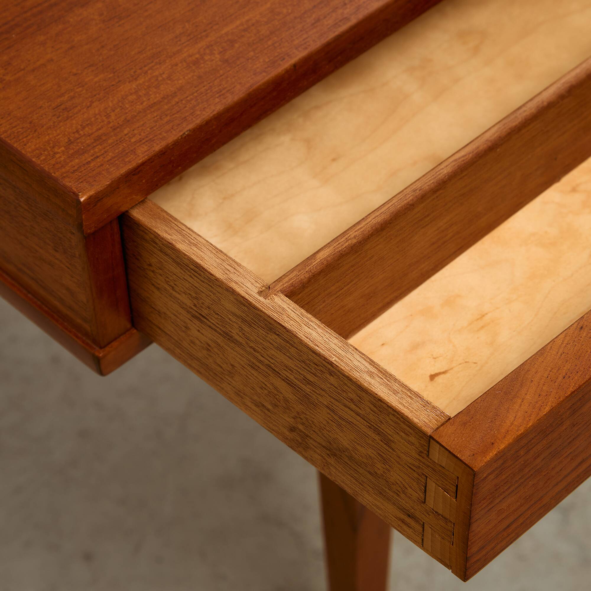 1950s Danish Teak Coffee Table with Drawers and Pull-Out Tray
