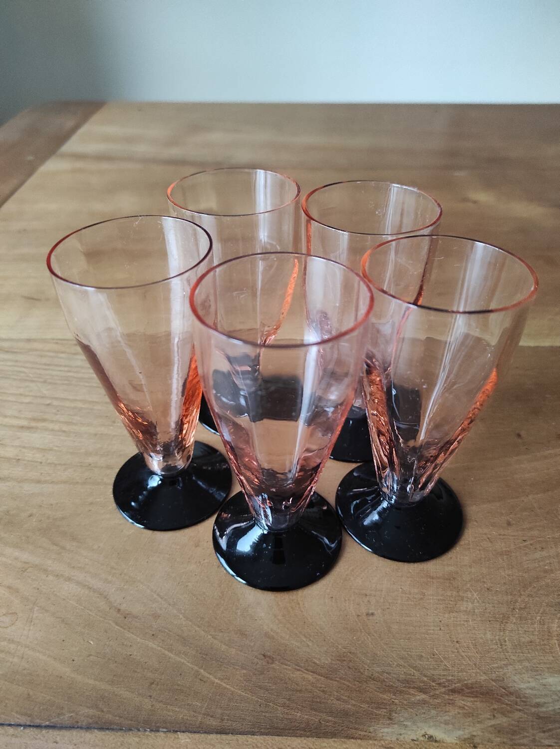Set of 5 Art Deco flutes/liqueur glasses