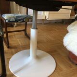 Dining table with a modular tulip foot