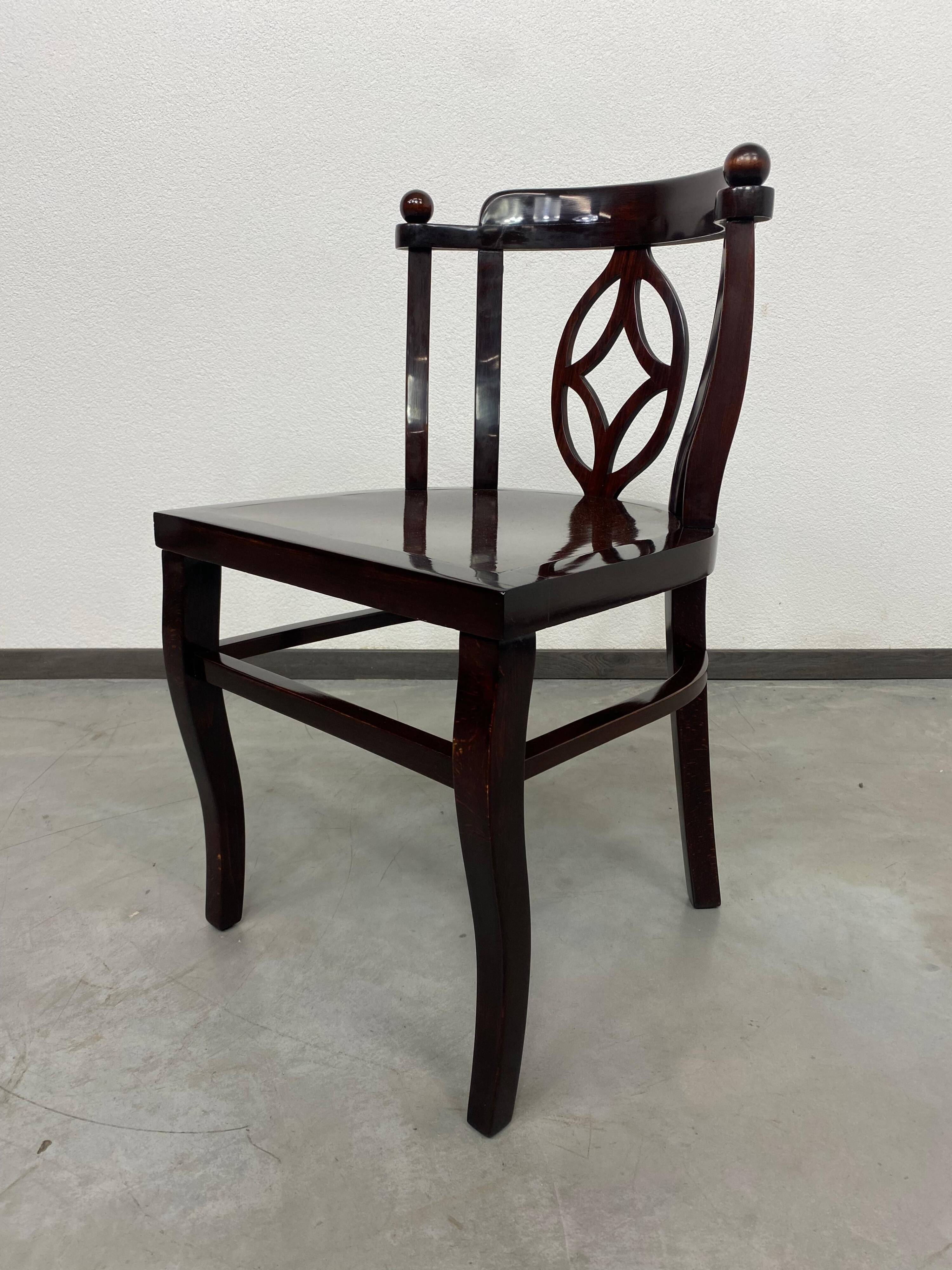 Chaise Sécession