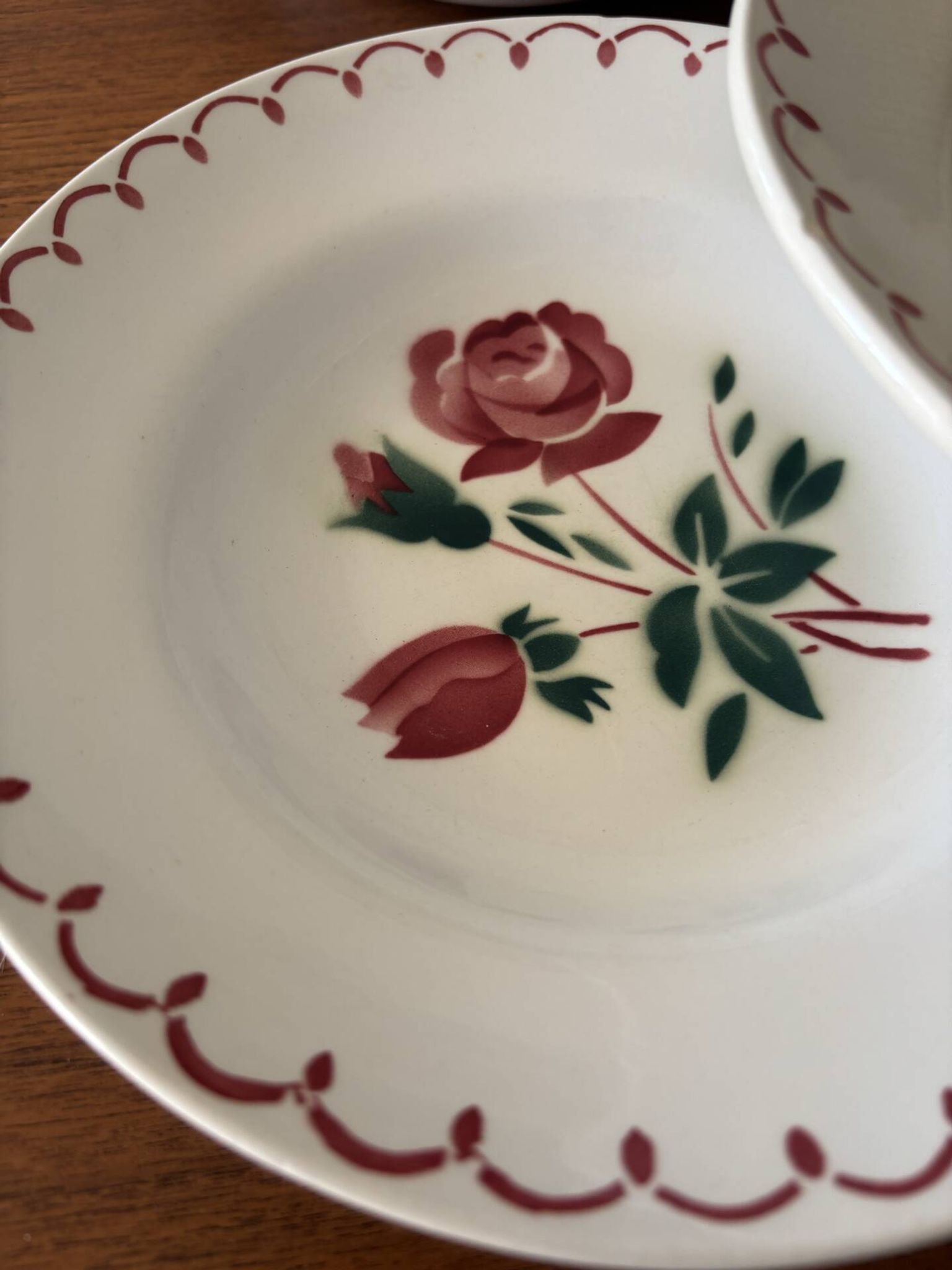 Set of 6 antique deep plates in earthenware • Red rose decoration