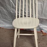 Chaises a barreaux scandinave