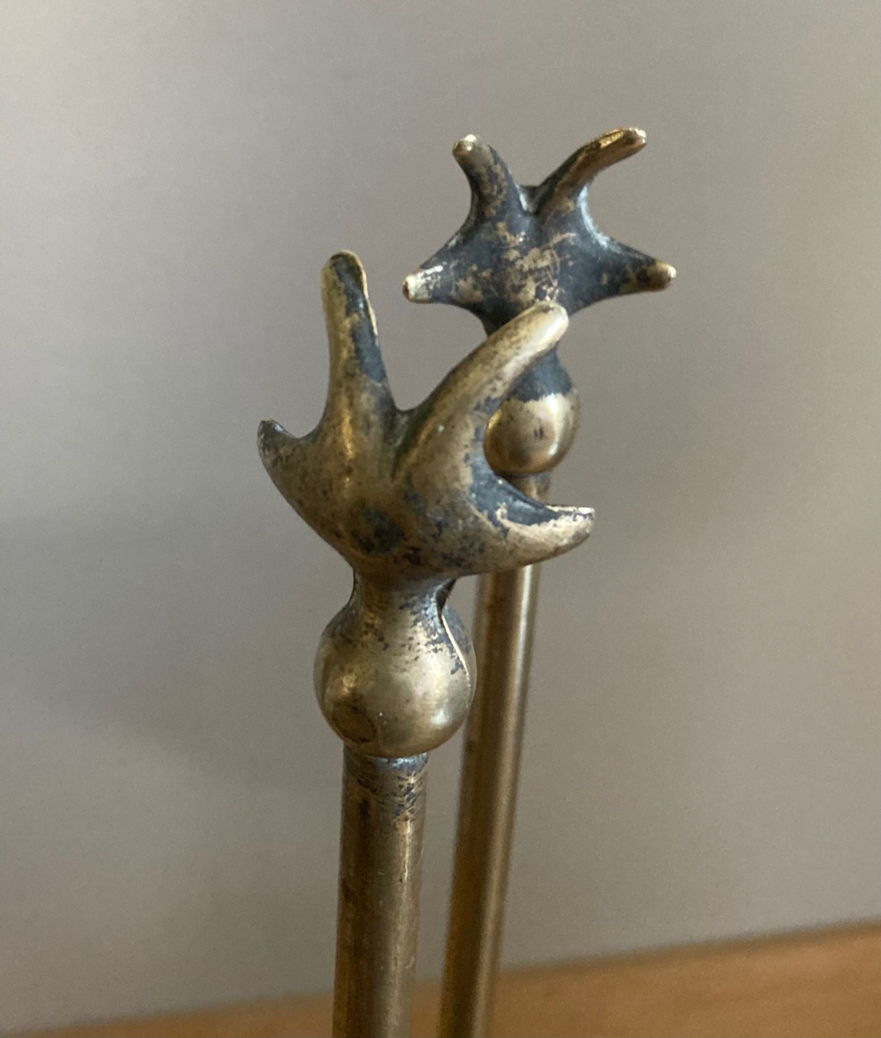 Servant of brass fireplace period mid-twentieth century, Pic shovel, claw pliers ..