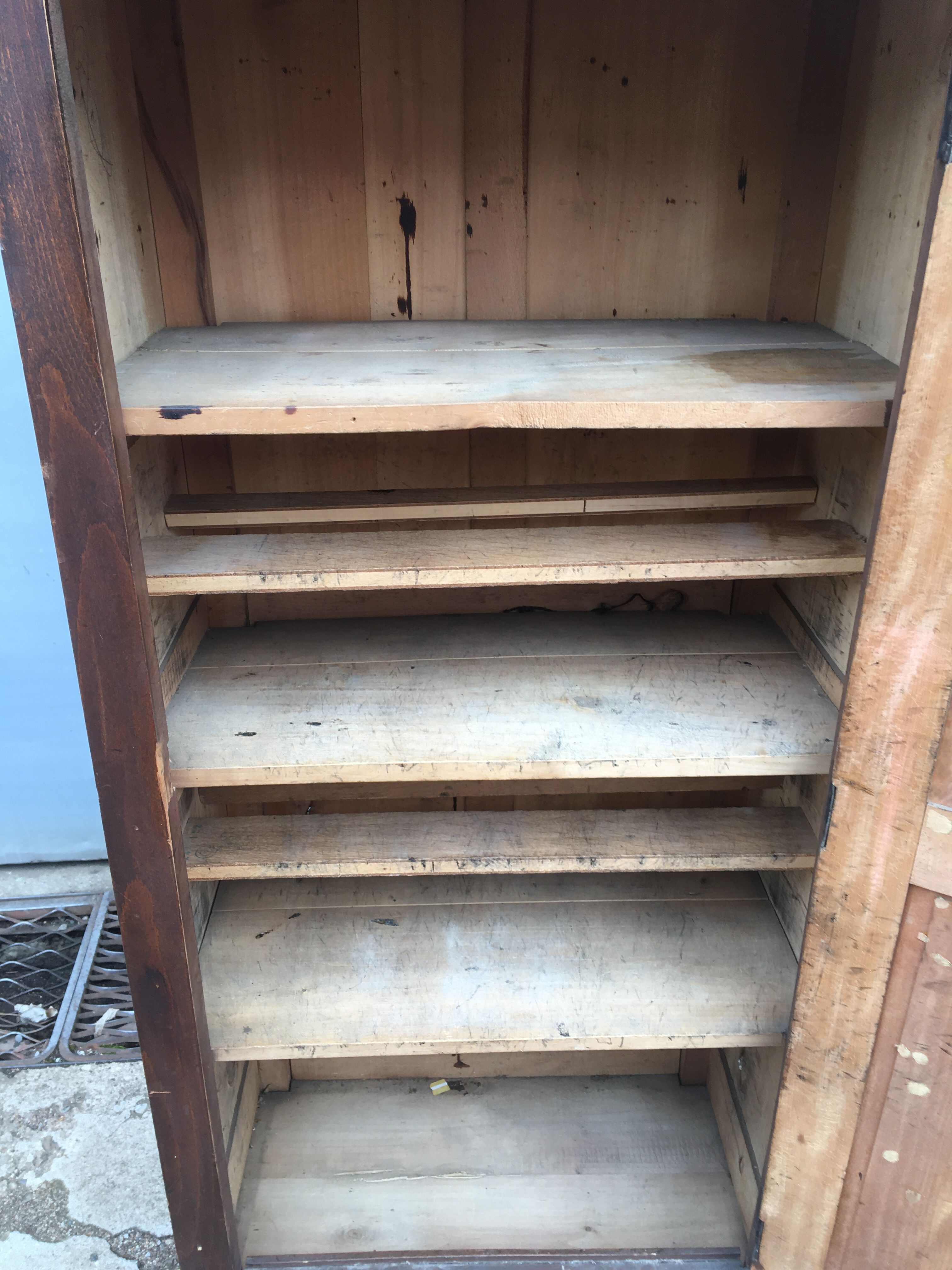 Wardrobe vintage door