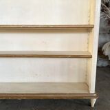 Painted wooden bibus