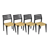 Scandinavian chairs in wood and ropes