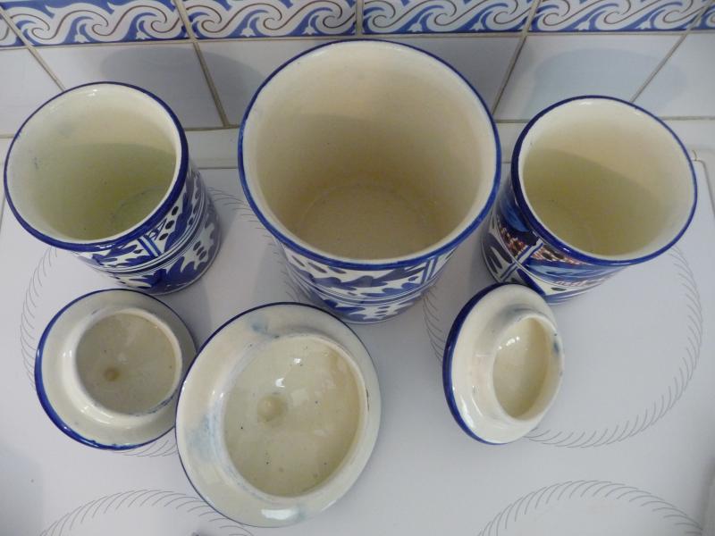 Ceramic spice pots