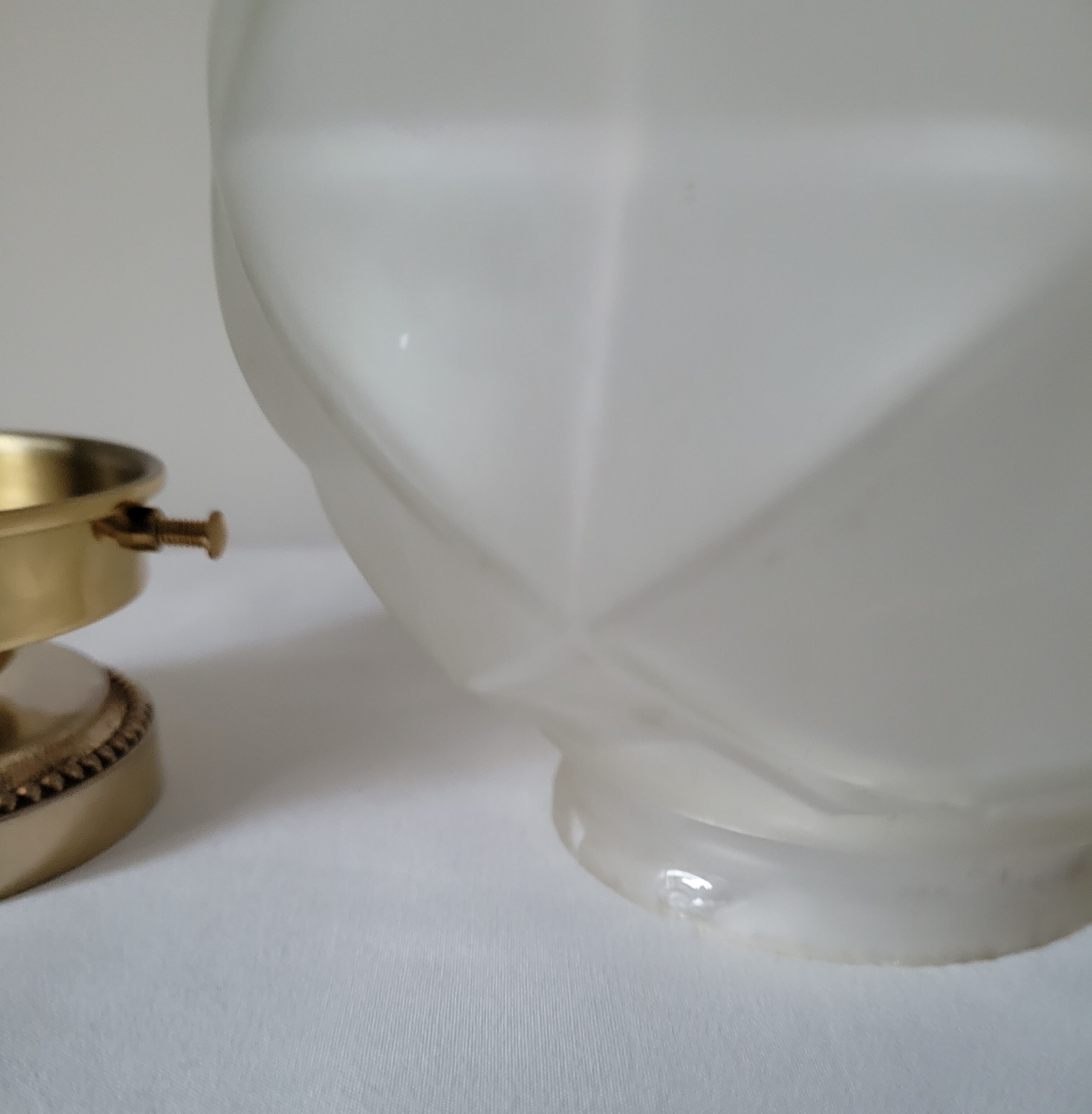 Lampe Art déco en laiton et verre