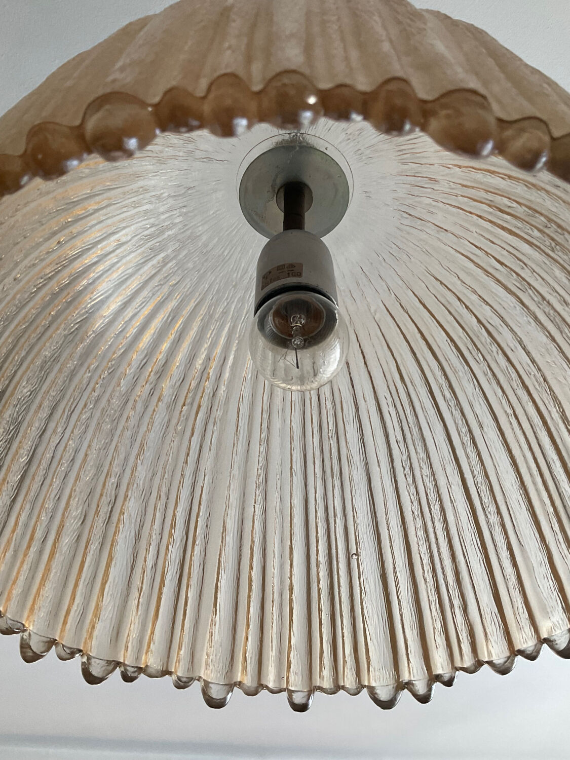 Suspension vintage Peill & Putzler des années 70