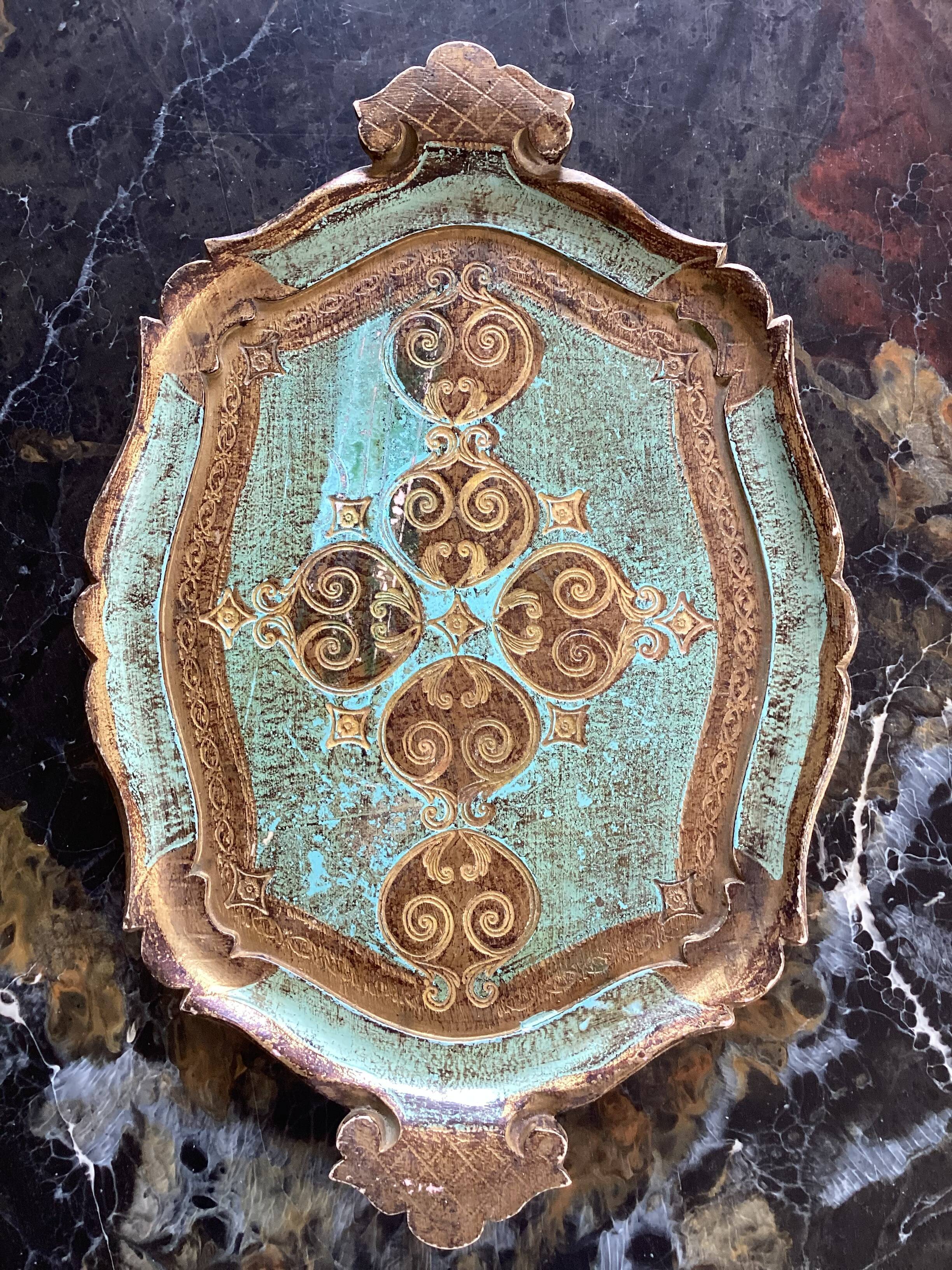 Service tray