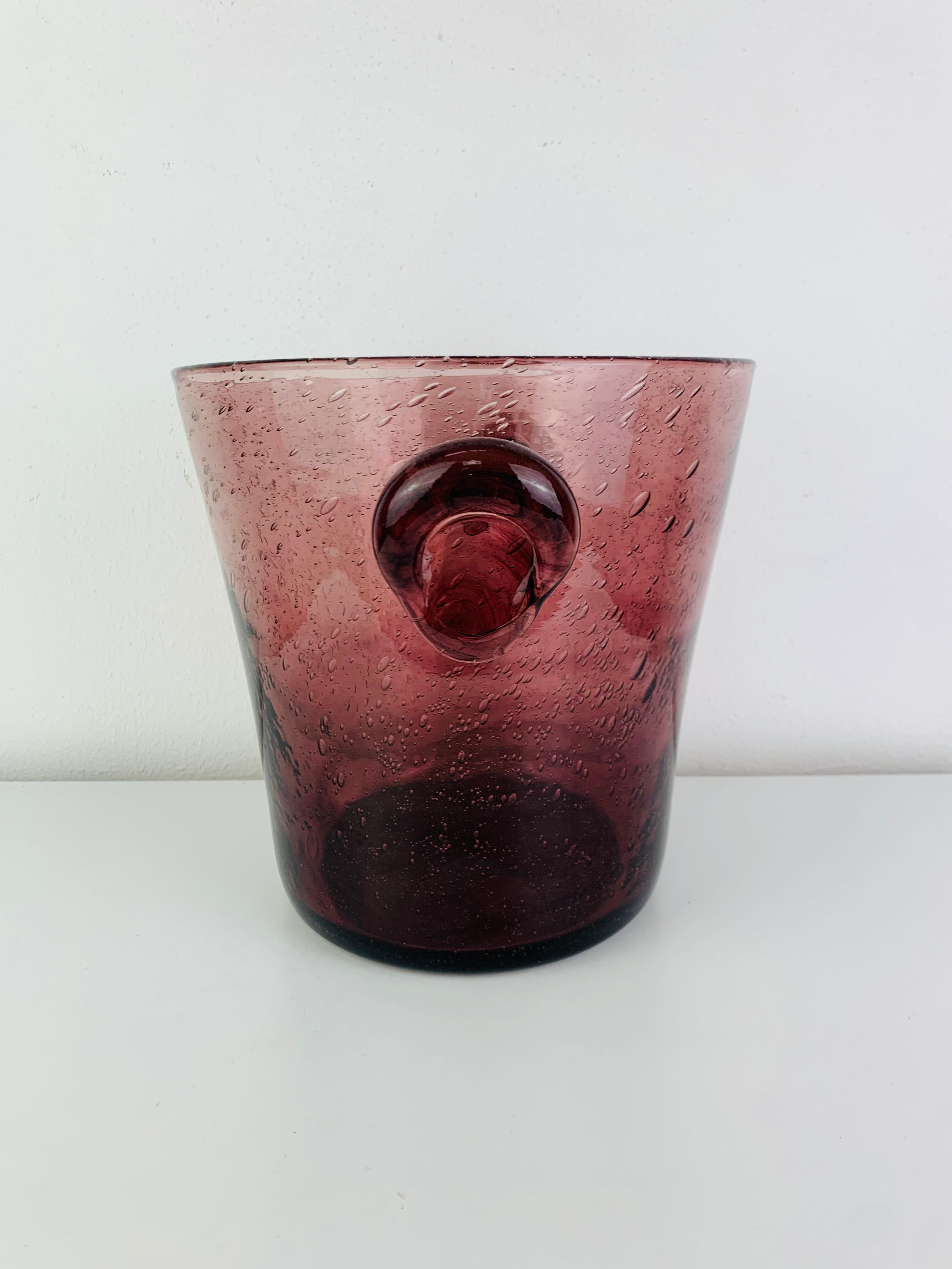 Seau à champagne XL verre bullé de Biot, violet