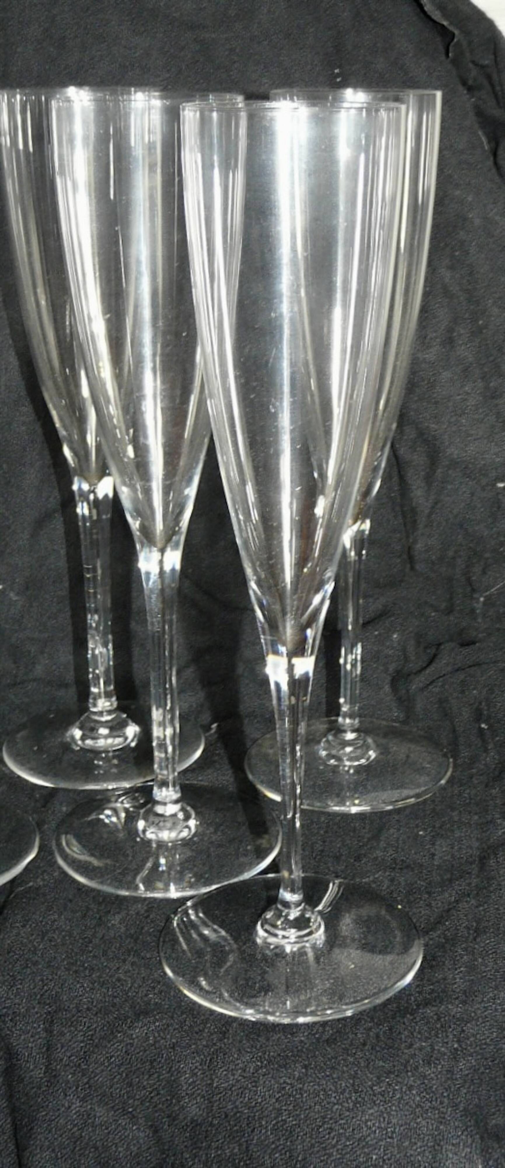 Set of 10 BACCARAT Dom Pérignon crystal Champagne flutes