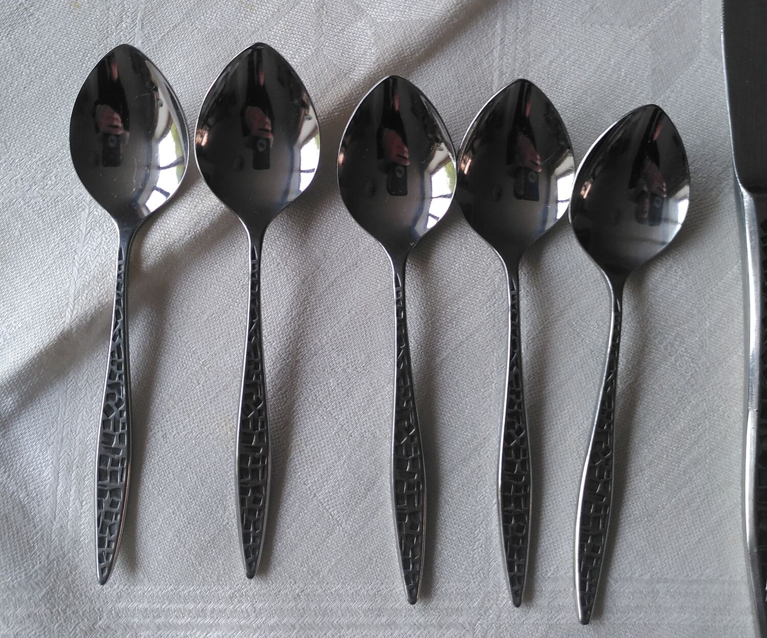 Viners stainless steel cutlery set "mosaic" model