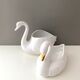 Lot de deux pots de fleur vintage cygne