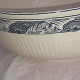Light beige salad. Khaki green frieze. Salins Perfect condition.
