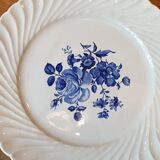 3 assiettes plates  KG Lunéville à fleurs bleues