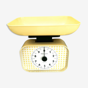 Vintage kitchen scale yellow Glossy